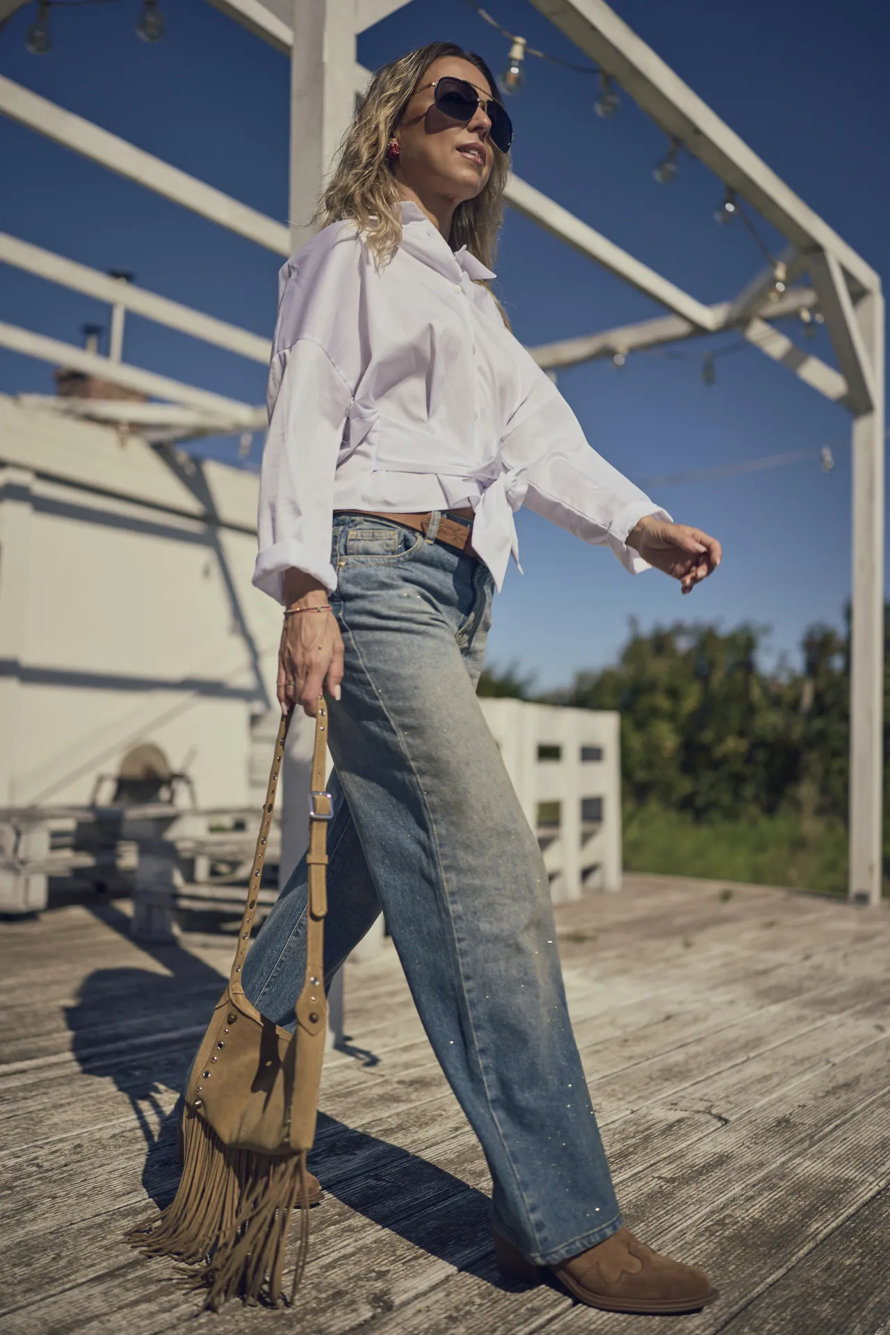 Koszula z zaszewkami w kolorze białym